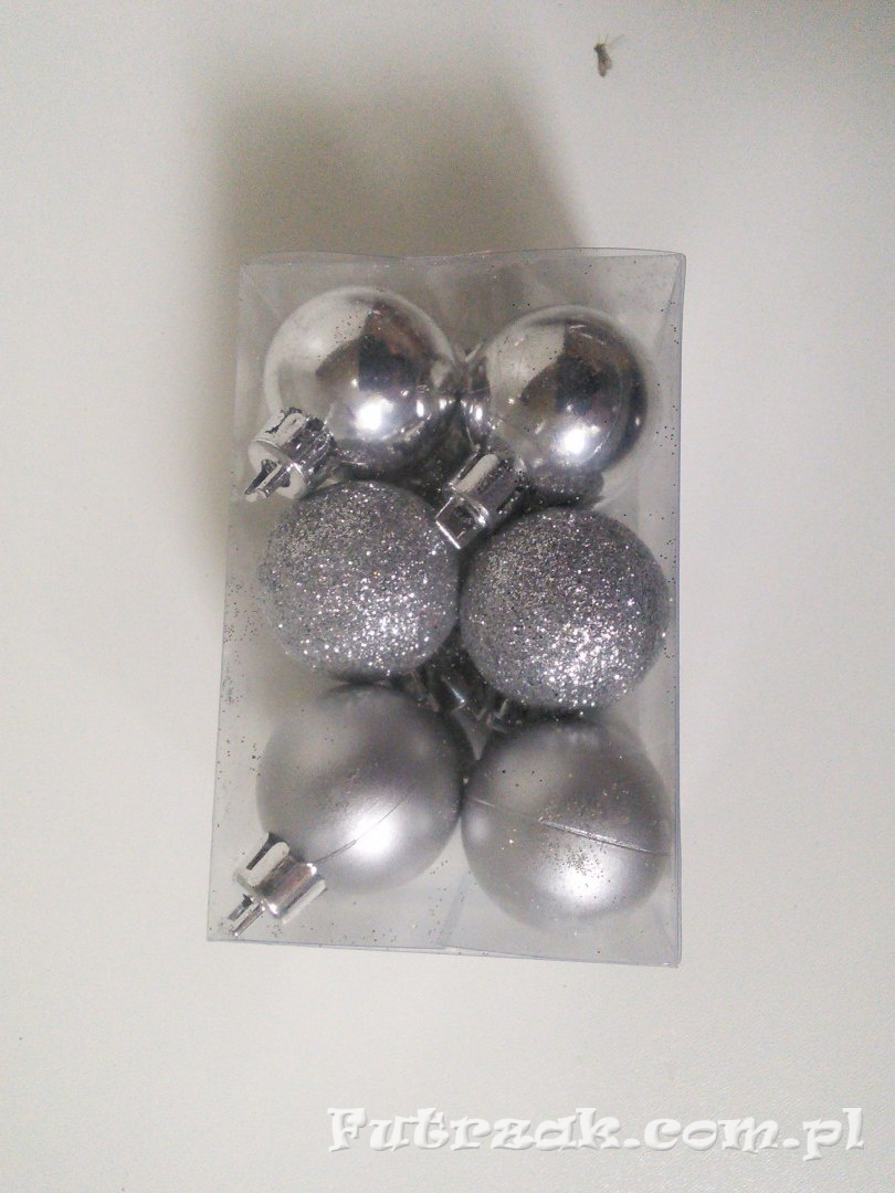 Bombki plastikowe/12szt. srebrne Bombki plastikowe/12szt. srebrne