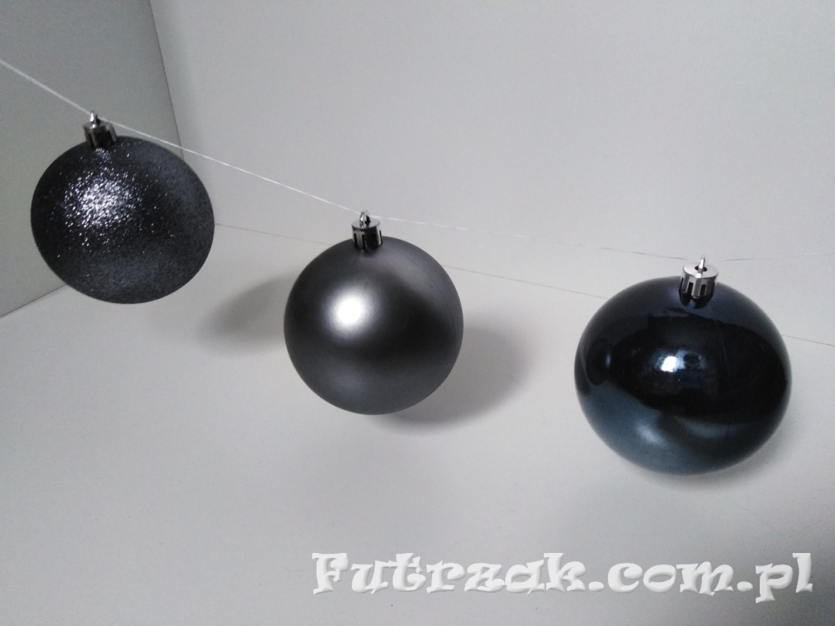 Bombki plastikowe/tuba-6szt. Bombki plastikowe/tuba-6szt.